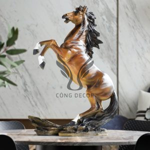 Tượng ngựa composite CD1370