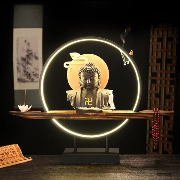 Thác khói xông trầm hương tượng Phật