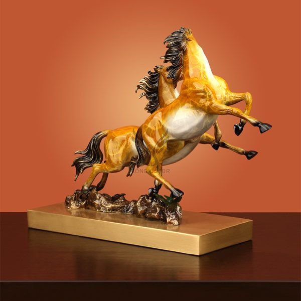Tượng ngựa hí bằng đồng CD3100